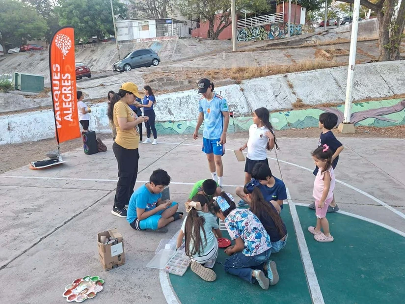 Parques Alegres impulsa convivencia y participación ciudadana en Cerro del Toro. Foto: Juan Madrigal