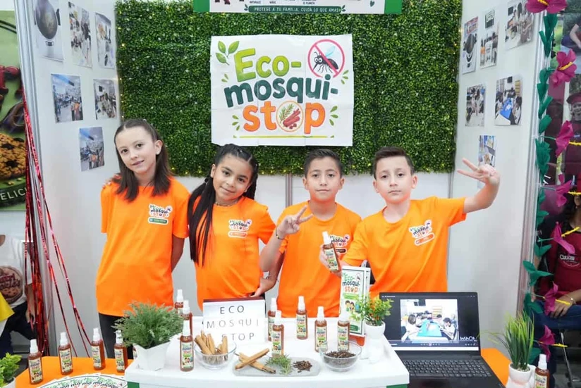 Eco-Mosqui-Stop: la idea de niños y niñas que transforma ingredientes naturales en protección para las familias. Foto: Juan Madrigal
