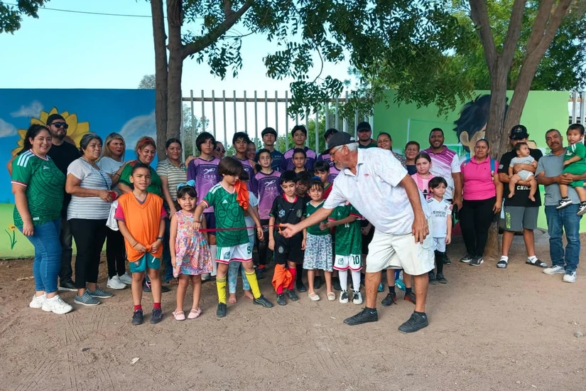 La Unidad Deportiva Pemex ha sido durante más de seis décadas un punto de encuentro para generaciones de familias y deportistas, consolidándose como uno de los espacios comunitarios más emblemáticos de la colonia Pemex.
