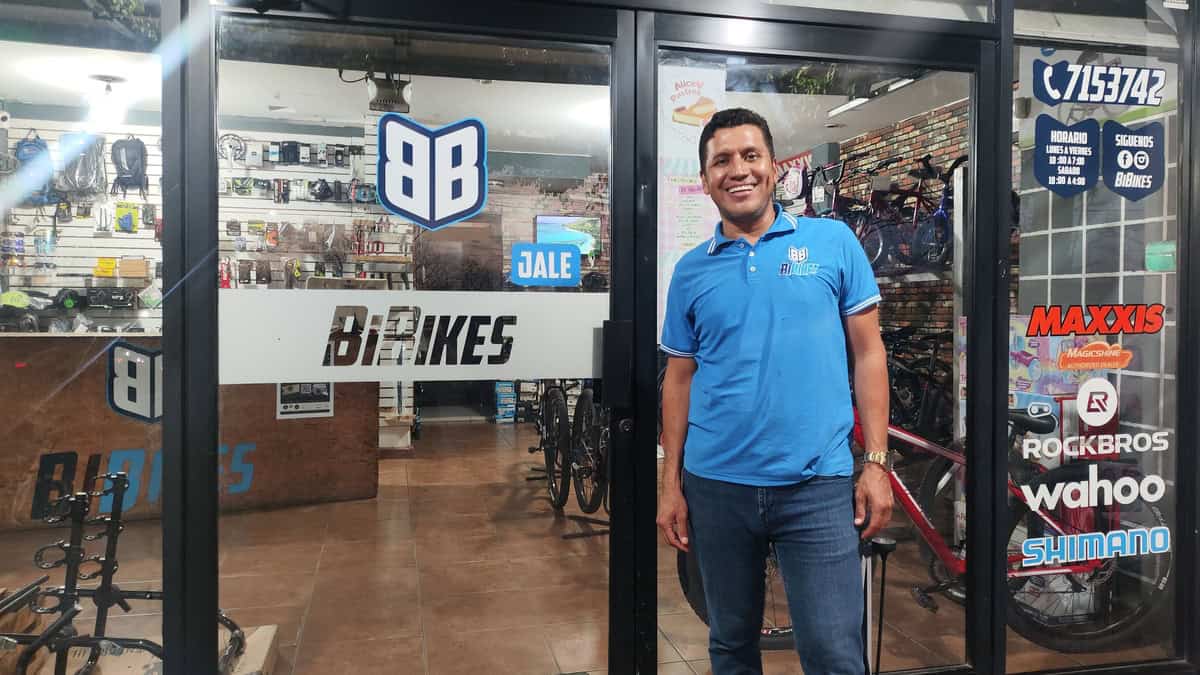 El local ubicado en el sector La Conquista por el boulevard Mario López Valdez, representa cuatro décadas de esfuerzo y tradición familiar.