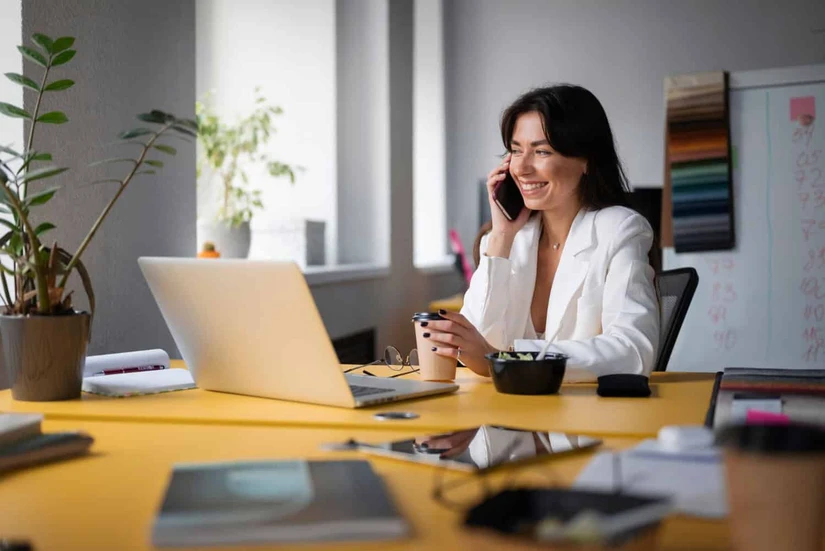 Las 3 maneras para calcular el pago de horas extras en tu trabajo. Foto: Magnific