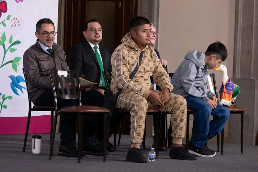 Aspectos de la mañanera de este lunes.