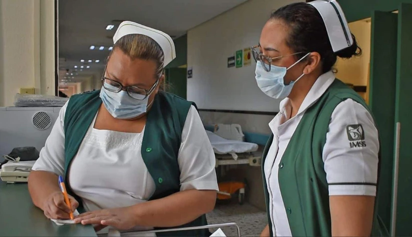 Sueldo de una enfermera o enfermero en el IMSS en 2026. Foto: Cortesía