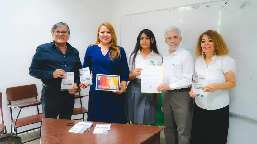 María Fernanda encontró en el ensayo un conducto para su mensaje de paz dirigido a los jóvenes de Sinaloa