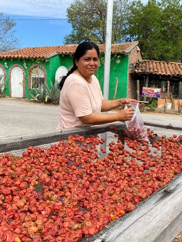 Sus suegros murieron, pero ellos se negaron a dejar desaparecer una tradici&oacute;n de m&aacute;s de 40 a&ntilde;os