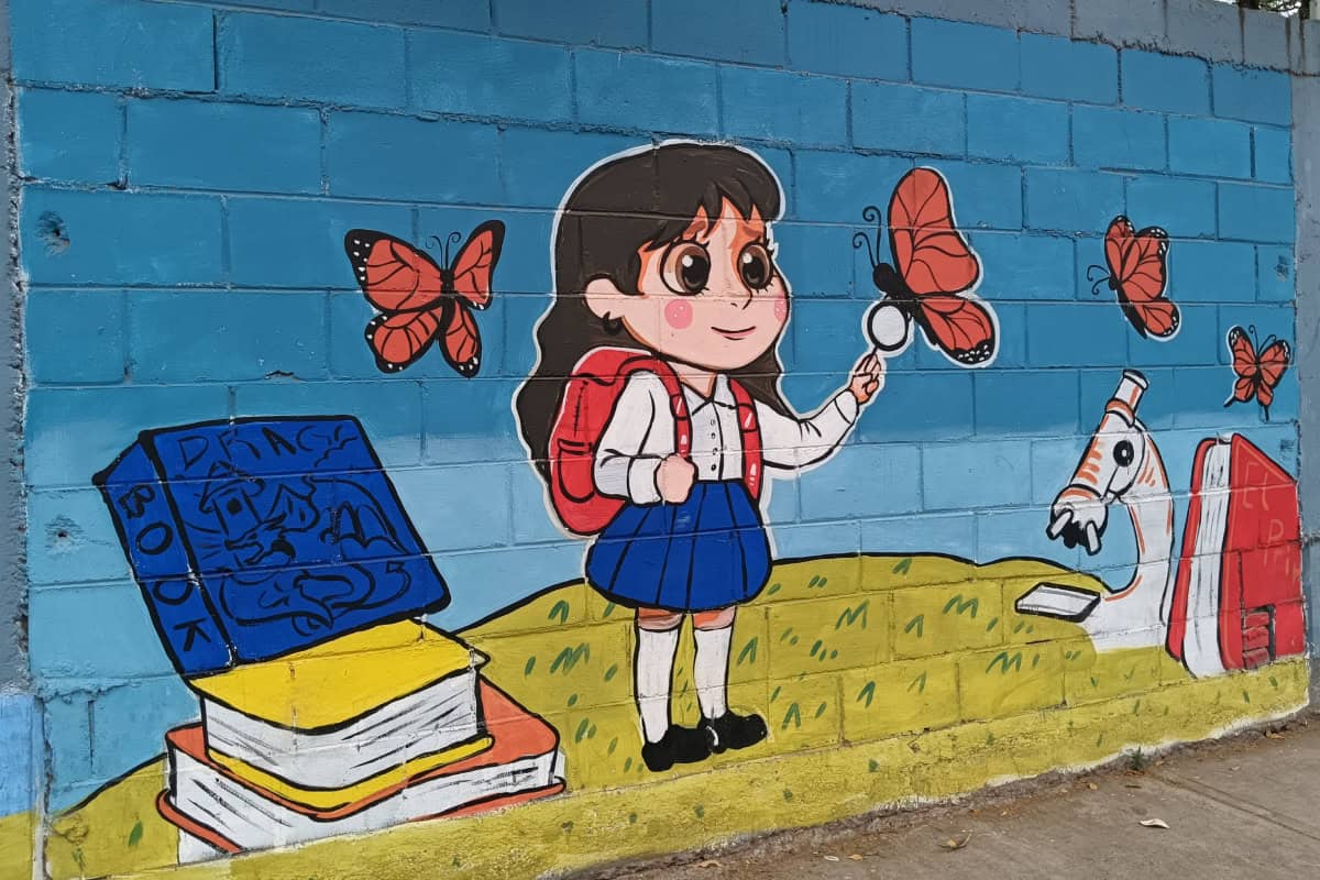 Padres de familia, comentó el profesor Rivera Nava, recibieron positivamente el proyecto y mostraron mayor acercamiento y apoyo hacia la escuela.