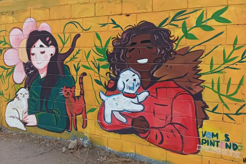 Además de embellecer el plantel, los murales cambiaron la percepción de muchas familias sobre el espacio escolar.