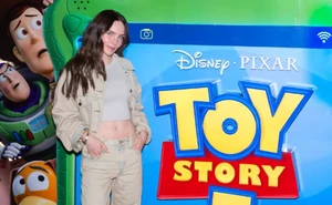 ¿Cuánto cobró Belinda por hacer la voz de la tablet en Toy Story 5?