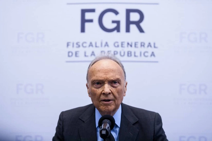 El patrimonio del extitular de la FGR se conforma por varias propiedades, autos, joyas y otros bienes.