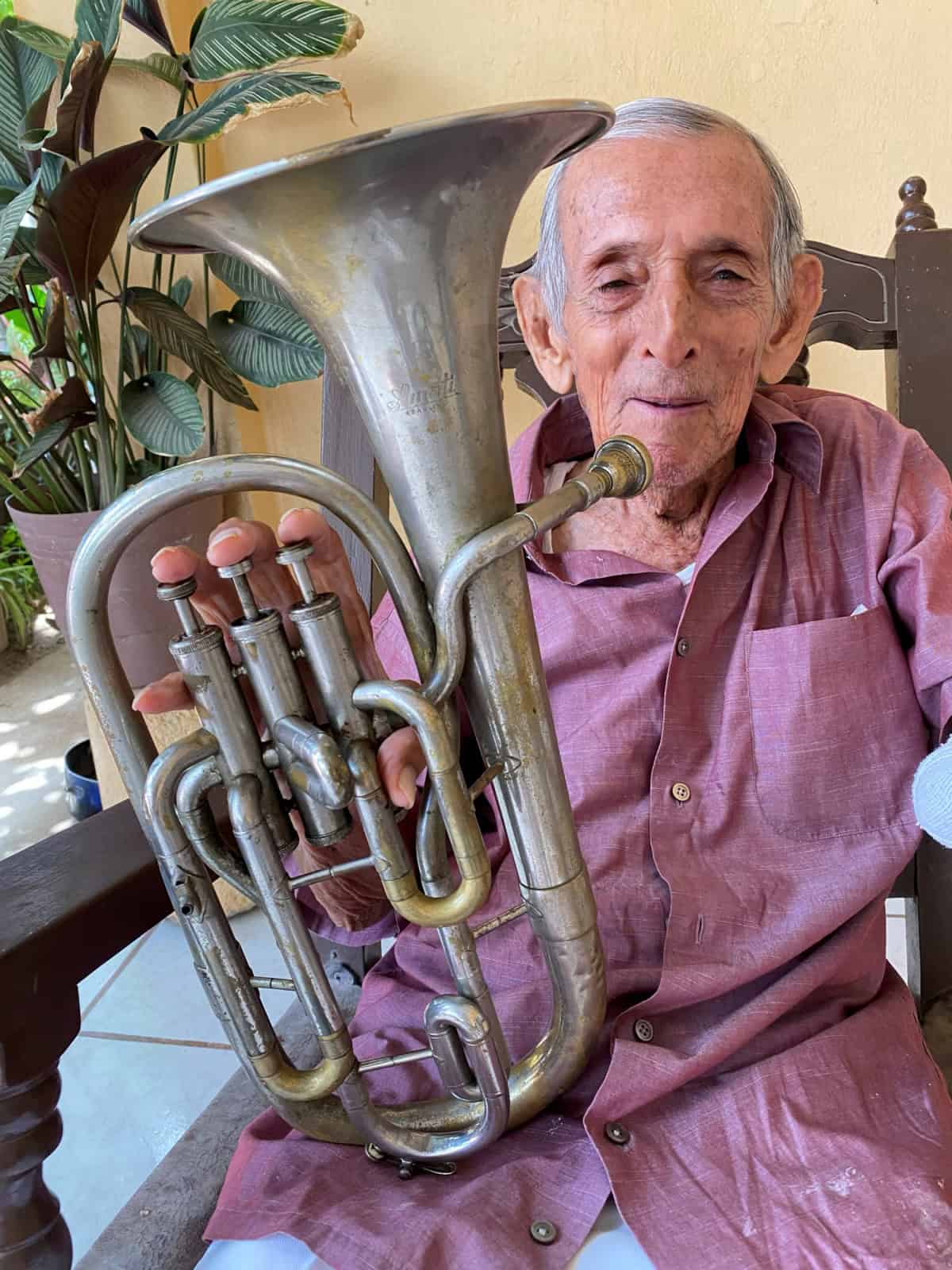 Todo comenzó con 13 jóvenes así nació la tradición musical que hizo famoso a un pueblo de Sinaloa