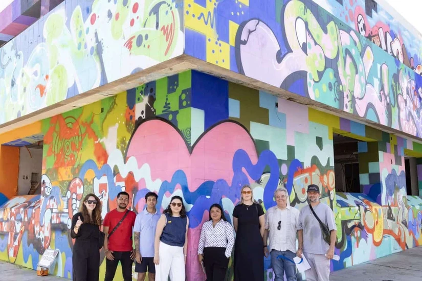 Los artistas Pablo Allison, Block y Denser unieron estilos y talentos para crear una obra urbana de gran formato
