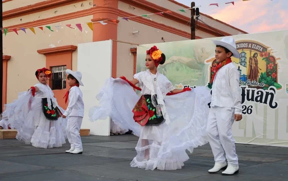 Elota vive las fiestas de San Juan con m&uacute;sica y gastronom&iacute;a local