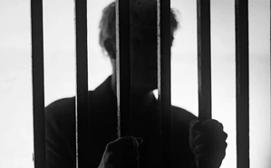 ¿Qué hace un villano, un criminal?