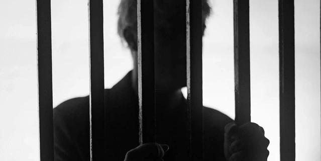 &iquest;Qu&eacute; hace un villano, un criminal?