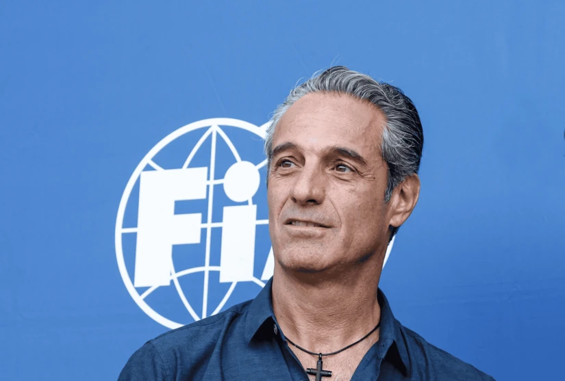 Está casado con María Elena Torruco y tienen cuatro hijos: Carlos, Emiliano, Marielle y Nicole. Foto: Cortesía