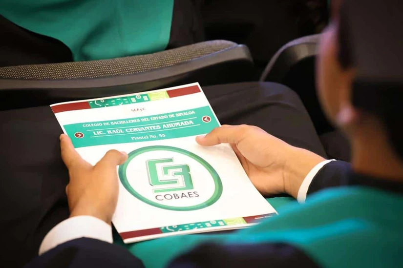 Este certificado reconoce la capacidad de los estudiantes en diversas especialidades entre estas enfermería