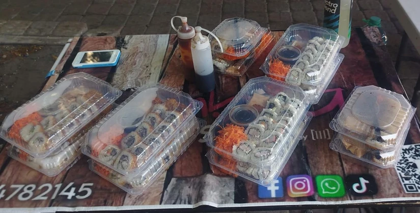 Mambba Sushi Express ofrece sushis de forma ágil y siempre listo para llevar.