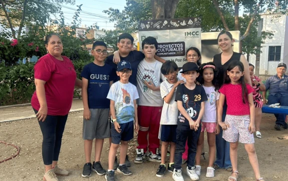En Culiac&aacute;n, las historias comienzan en el parque. Ni&ntilde;as y ni&ntilde;os dan vida a Voces que Caminan en Barrancos