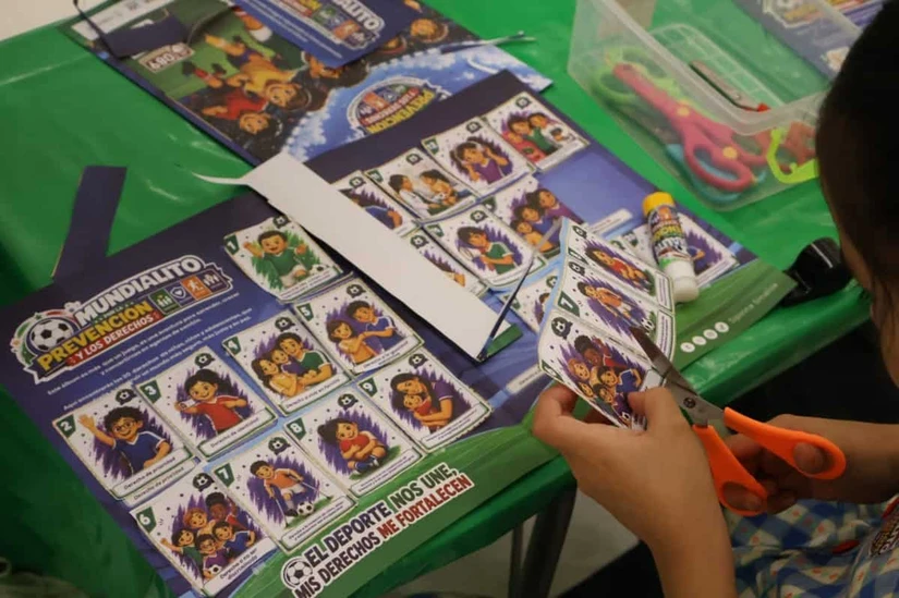 El evento reunión a niños y niñas y a sus familias para fortalecer su conocimiento sobre prevención y seguridad. 