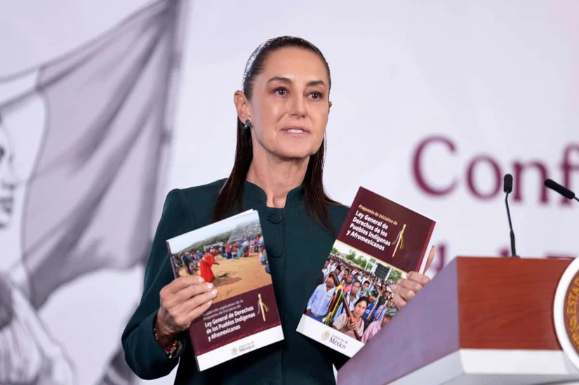 Claudia Sheinbaum durante La Mañanera del Pueblo.