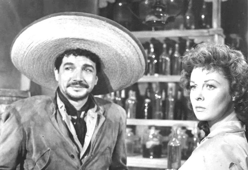 Víctor Manuel Mendoza era el actor con más experiencia y renombre entre los tres.