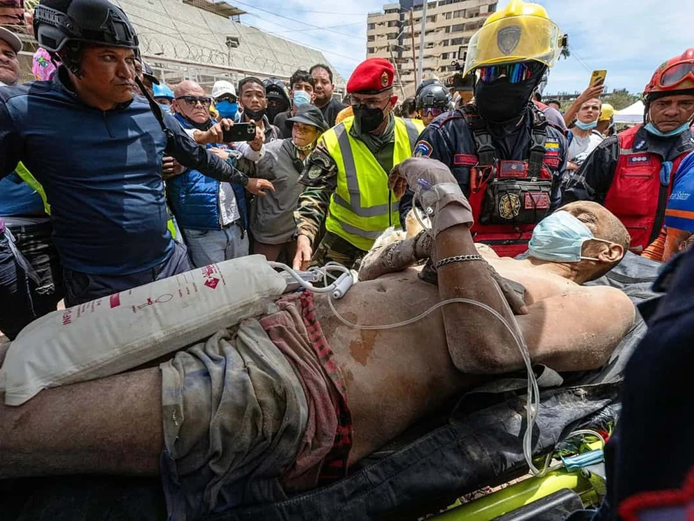 El rescate que devolvi&oacute; la esperanza tras los terremotos en Venezuela; as&iacute; encontraron a los sobrevivientes