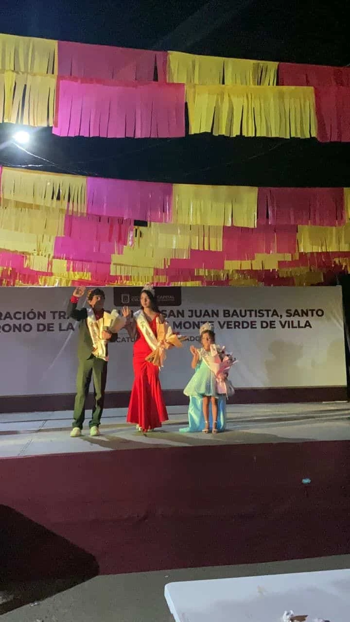 El grupo de danza de Body Fit, dirigido por las hermanas Astorga Ramírez, presentó estampas folclóricas de distintos estados del país