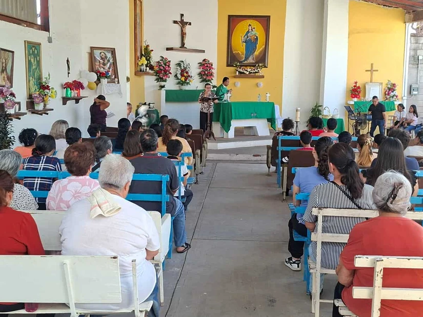 El templo de María Auxiliadora, se ha convertido en un importante punto de encuentro espiritual para las familias de la colonia Ampliación Antonio Toledo Corro. Foto: Juan Madrigal