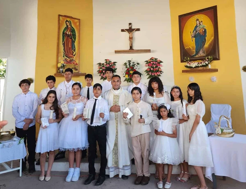 Rosarios, sacramentos, oración y convivencia hicieron de la fiesta patronal un espacio de encuentro que renovó la esperanza y reafirmó el compromiso de las familias con su comunidad. Foto: Cortesía/TBN