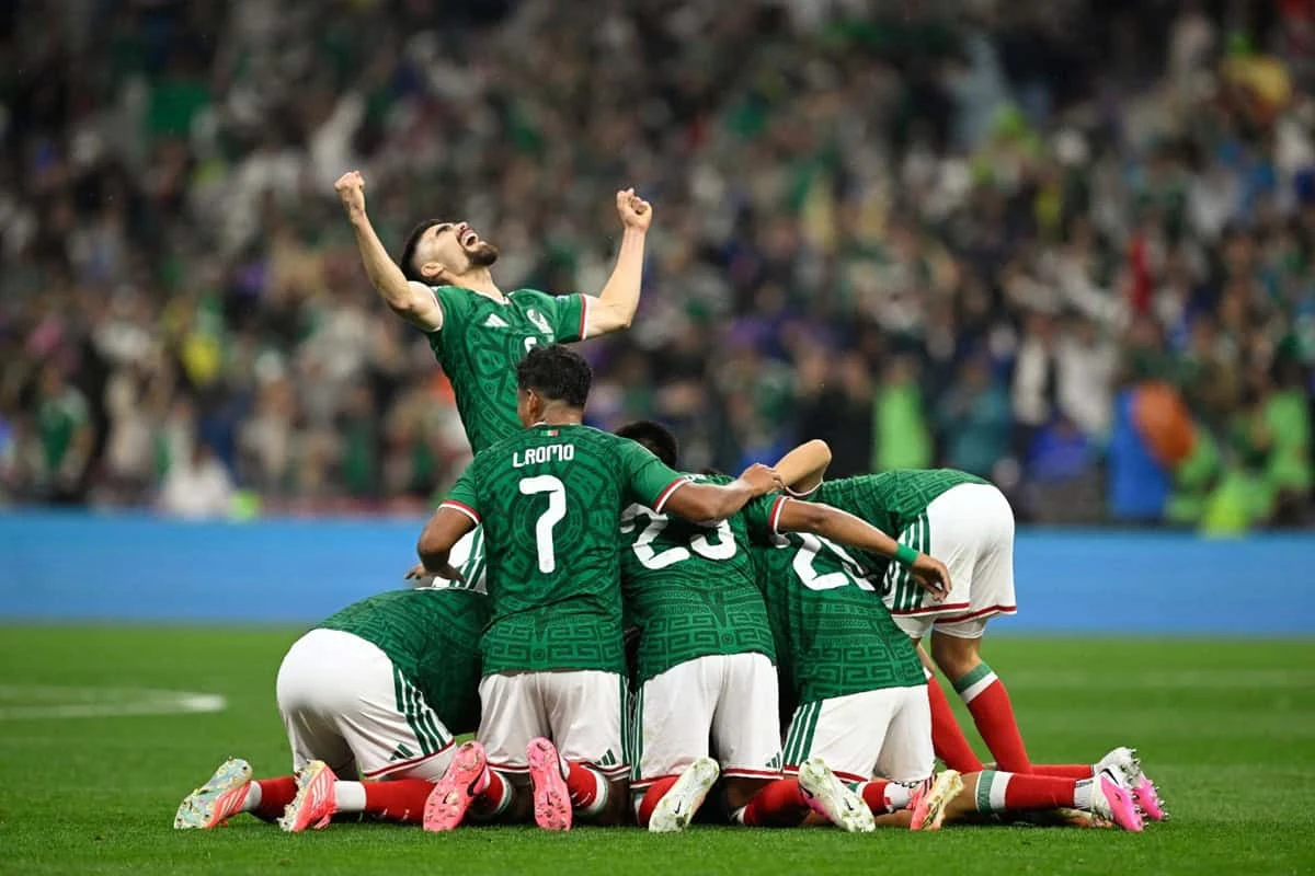 Javier Aguirre tiene por delante un partido determinante. Foto: Cortesía