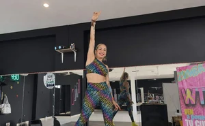 Isis encontró en el baile una forma de transformar vidas a través de la zumba