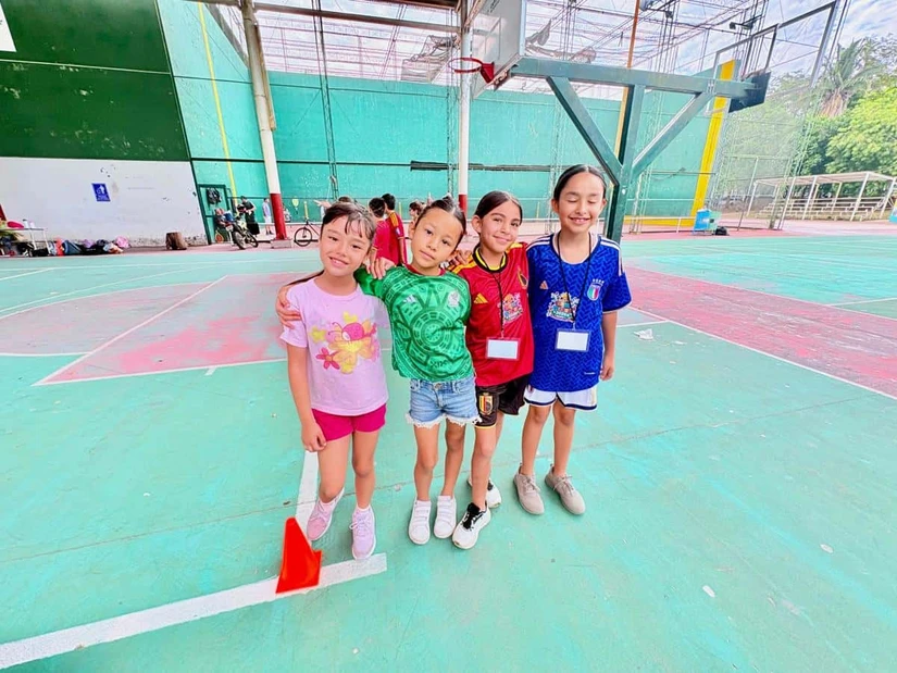 La amistad, el deporte y el trabajo en equipo marcaron el inicio de una nueva aventura para las participantes de los Cursos de Verano IMDEC 2026. Foto: IMDEC