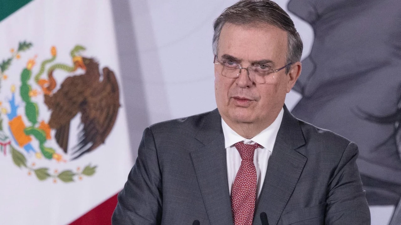 Sheinbaum sostuvo que la economía mexicana mantiene una posición sólida tras la revisión del T-MEC. El Gobierno prevé más inversiones, menores riesgos para el comercio y avances en sectores estratégicos.