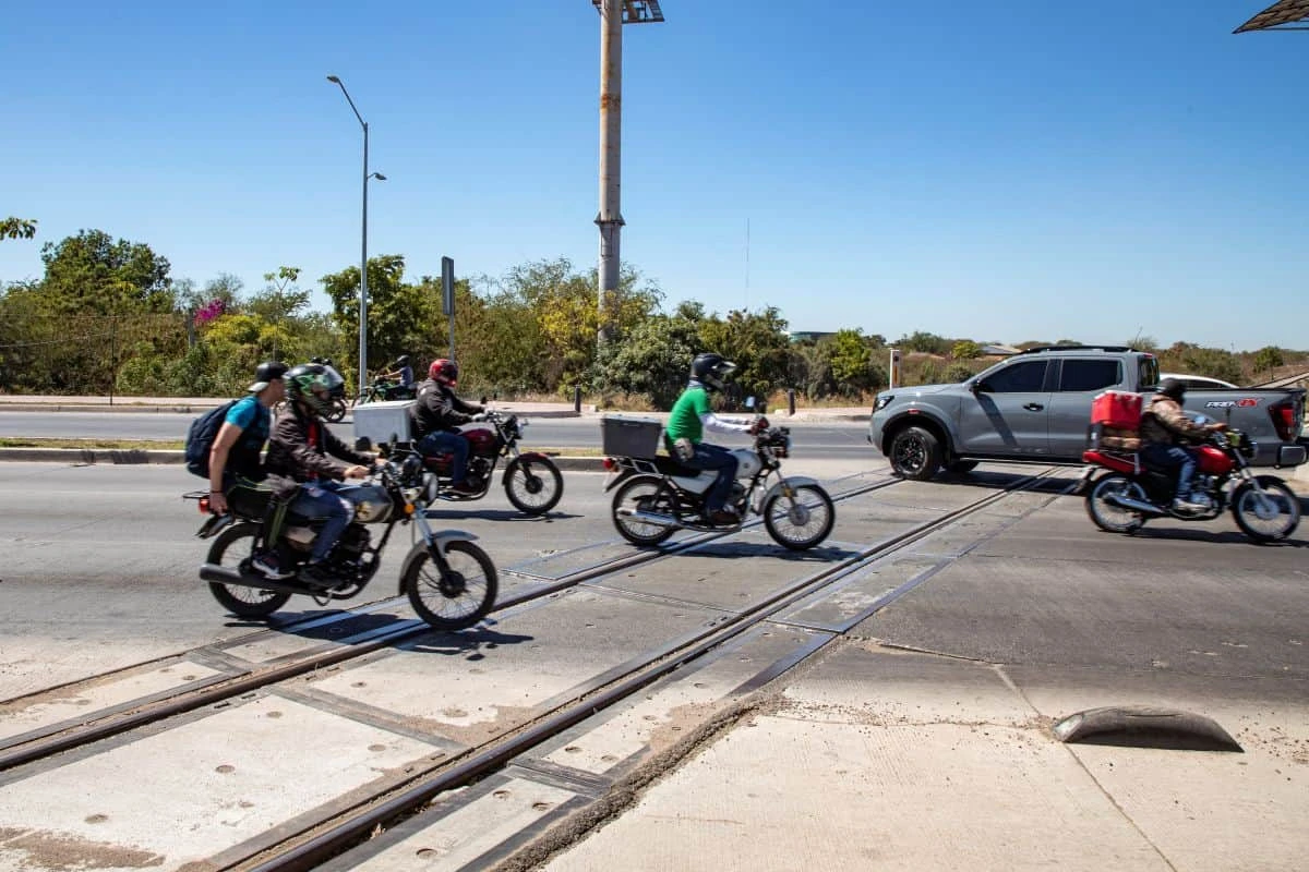 Más de 40 mil motocicletas circulan en Culiacán, una cifra que evidencia la creciente dependencia del transporte motorizado individual