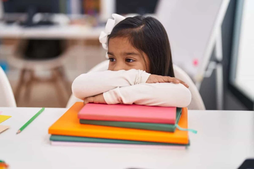 Los estudiantes que ingresan a la primaria con desventajas de lenguaje y motricidad arrastran un rezago crónico que merma su autoestima y rendimiento.