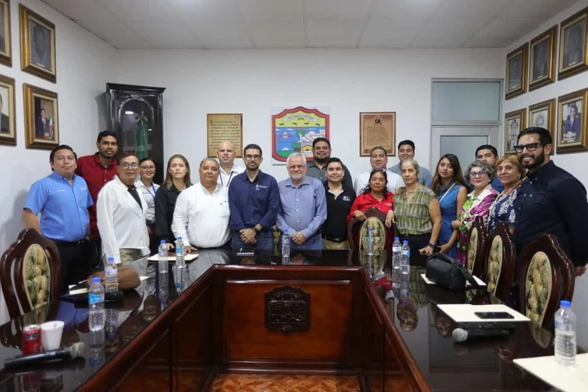 Durante la reunión y recorrido de seguimiento, las autoridades revisaron el proyecto que se prevé inicie durante el mes de agosto próximo