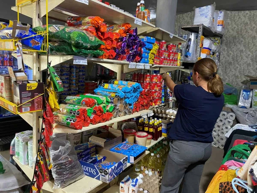 En Cosalá, el miedo a la violencia provocó el desplazamiento de varias familias que hoy enfrentan el reto de reconstruir su vida lejos de su comunidad.