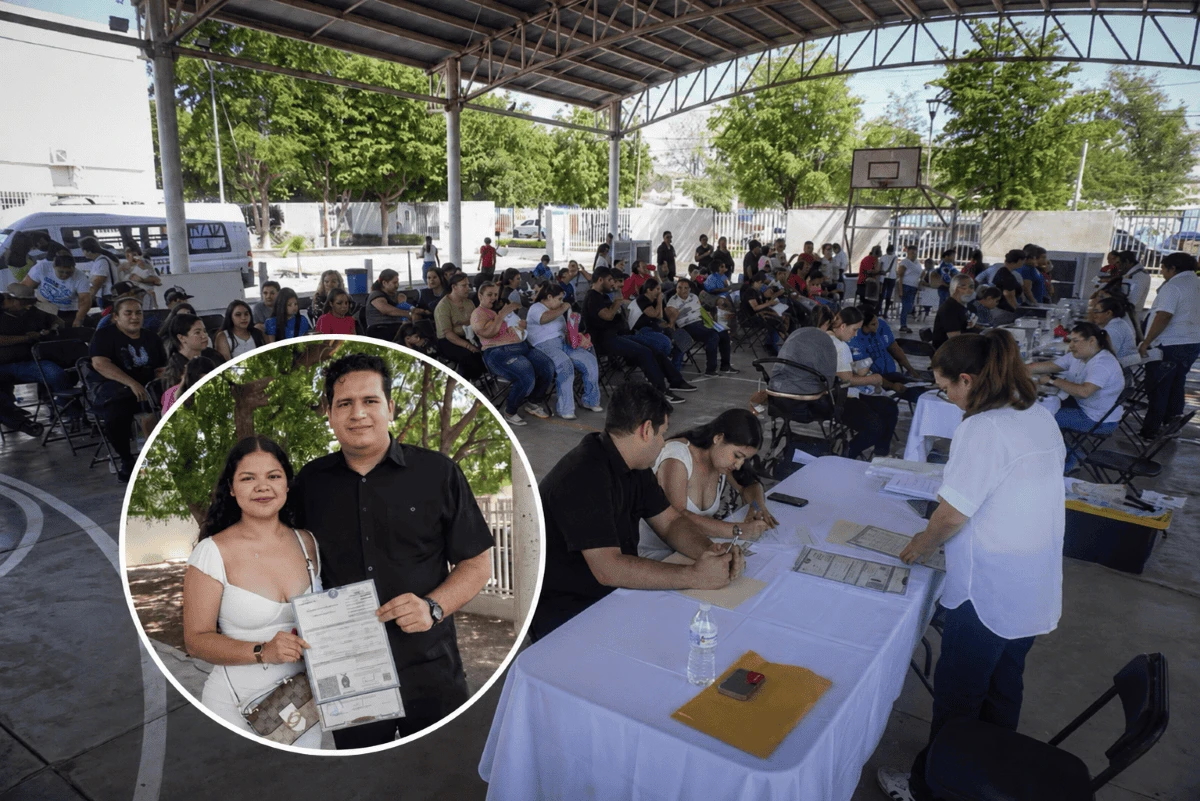 Con su acta de matrimonio, esta pareja dio un paso más para fortalecer legalmente su proyecto de vida en familia. Foto: Ayuntamiento de Culiacán