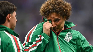 Guillermo Ochoa rompe en llanto y se despide del futbol con una imagen que ya es histórica