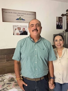 La familia Vega Carrillo alimenta la esperanza en el Comedor Humanitario Mazatlán