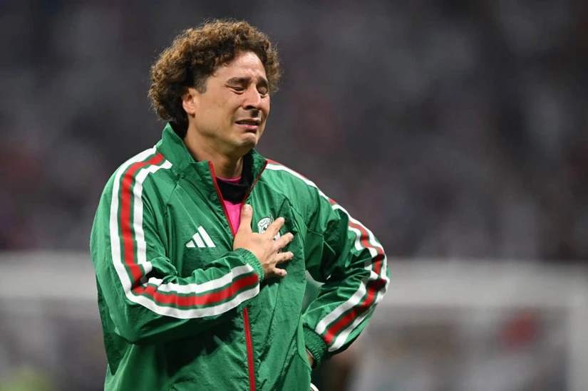 Guillermo Ochoa se retiró en silencio el emotivo momento que nadie vio tras la derrota de México
