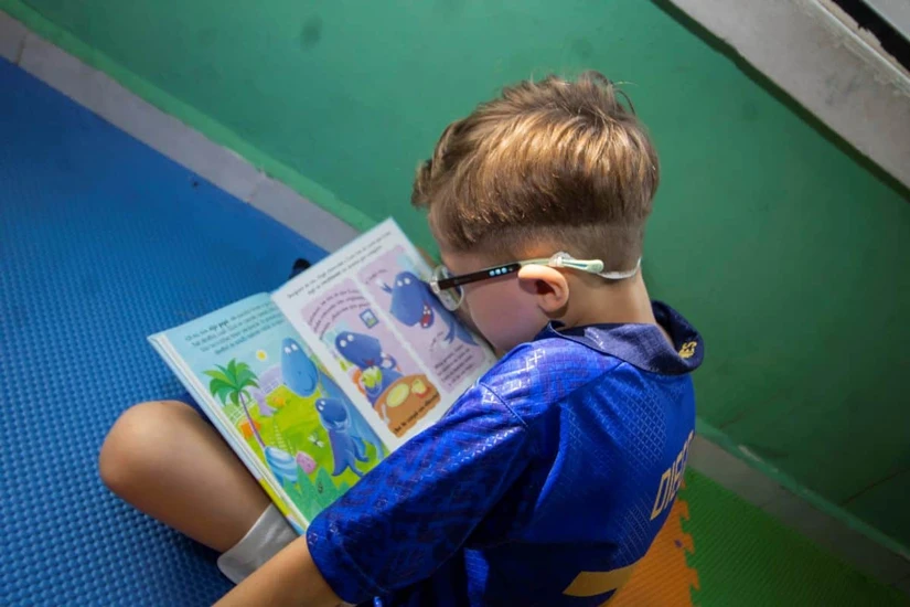 Cada libro abre una puerta a la imaginación. En la Sala Infantil de la Biblioteca Rosa María Peraza, la lectura se convierte en una aventura que despierta sueños y curiosidad. Foto: IMCC