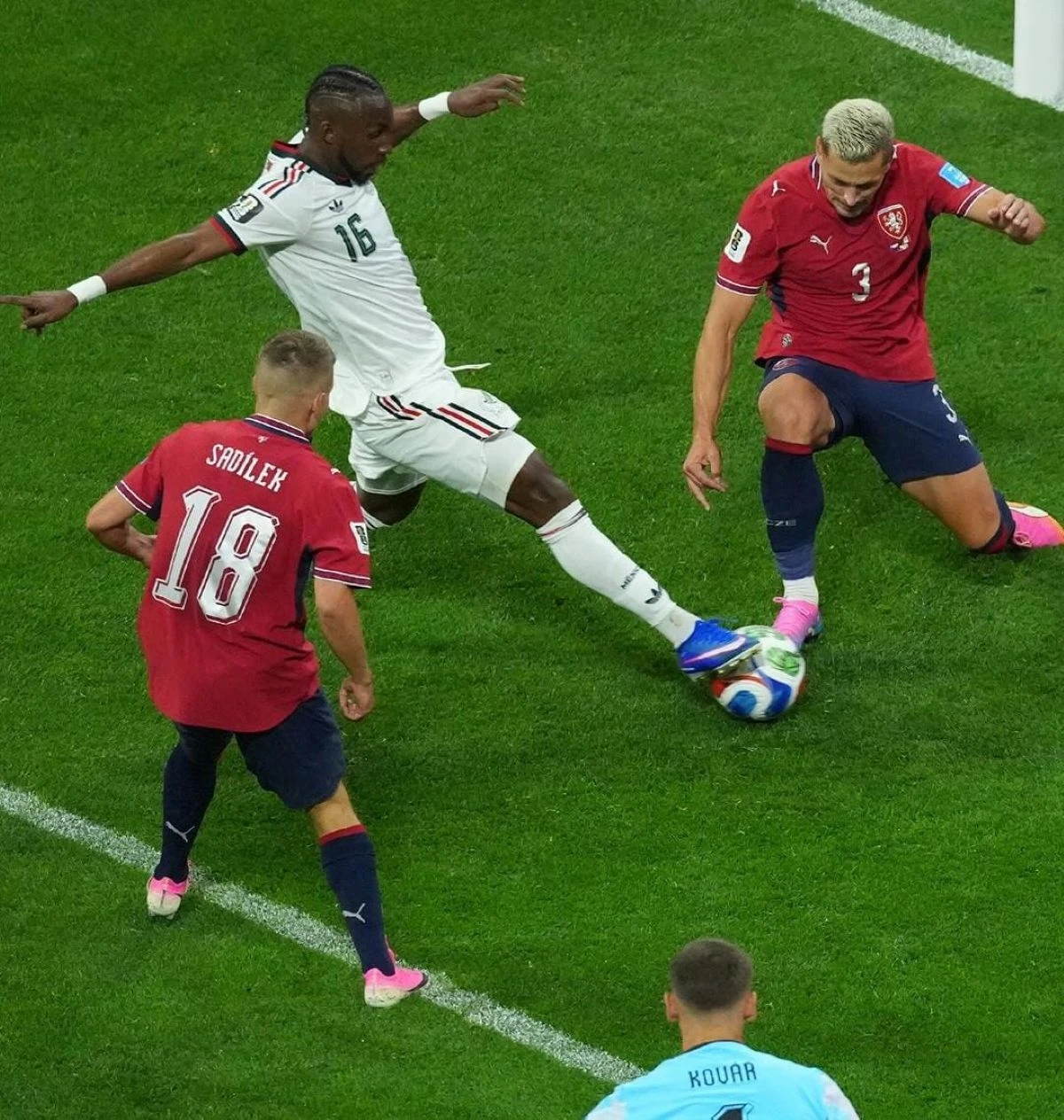 Julián Quiñones marcó 4 goles en su primer Mundial. Foto: Instagram