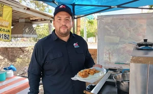 Entre planos, esculturas y camarones: la historia de Jafet Camacho, un emprendedor culichi que no deja de construir