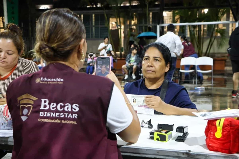 Ya circula el calendario de pagos tentativo de agosto de la Beca Rita Cetina de primaria. Foto: Cortesúa