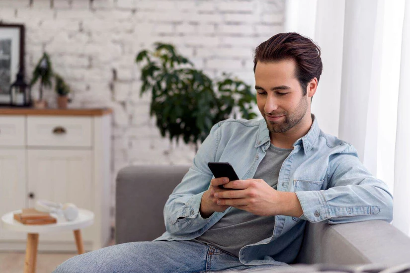 Libera espacio en WhatsApp para que puedas proteger los archivos que son importantes. Foto: Magnific