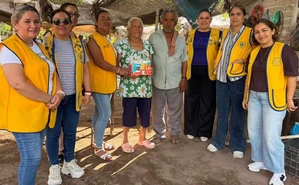 Clubes de Leones entregan glucómetros para apoyar a pacientes con diabetes en Escuinapa