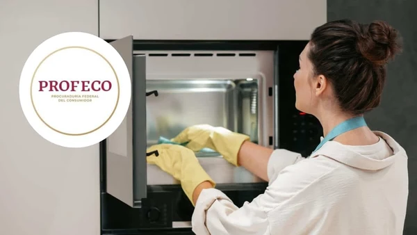 ¿Cómo se debe limpiar el microondas según la Profeco?