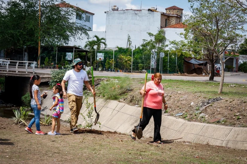 Autoridades invitaron a la ciudadanía a cuidar los árboles plantados y sumar esfuerzos por un Sinaloa más sustentable.