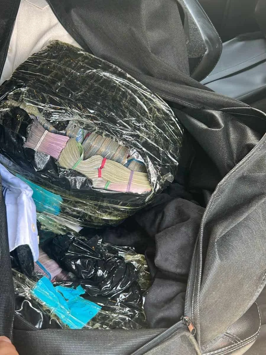 Operativo Blindaje Guanajuato asegura casi 1.6 millones de pesos en efectivo y detiene a dos personas